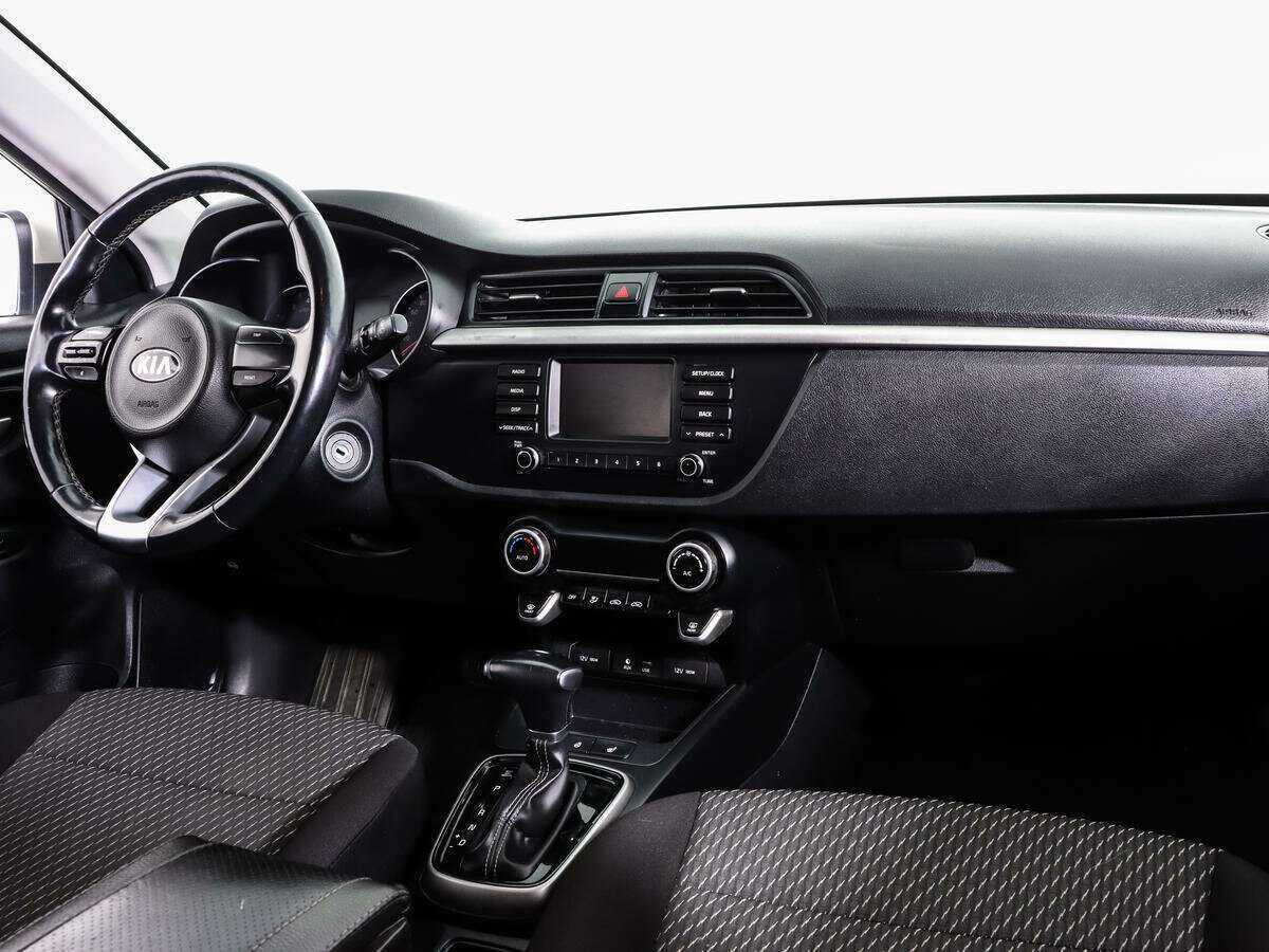 Kia Rio X-Line, 2019 Фото №6