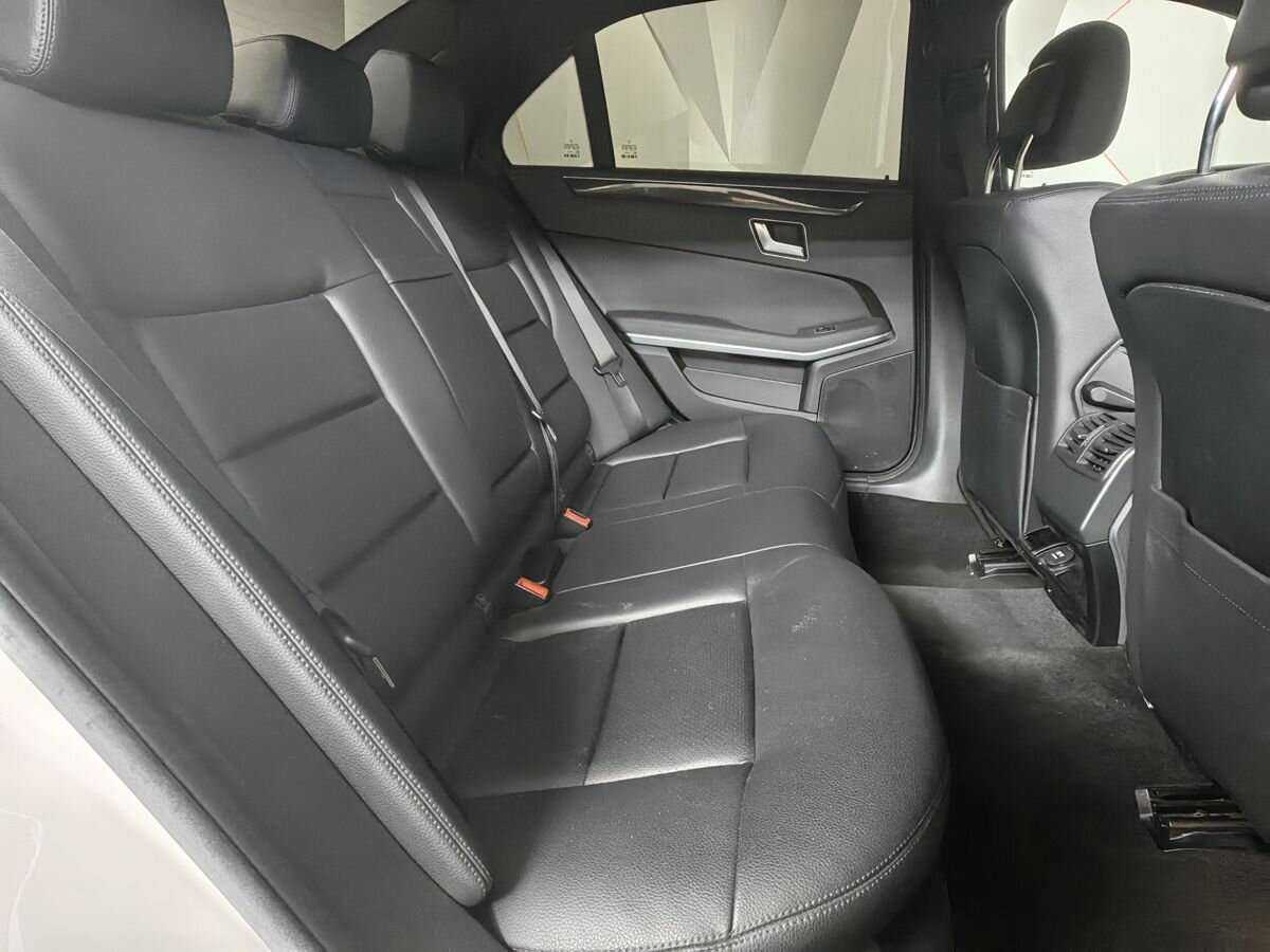 Mercedes-Benz E-Класс 200 7G-Tronic, 2013 Фото №12