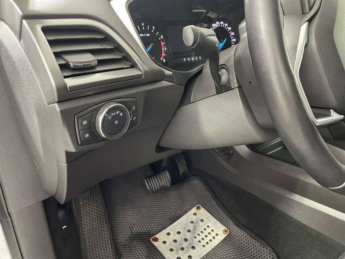 Ford Mondeo, 2015 Фото №9