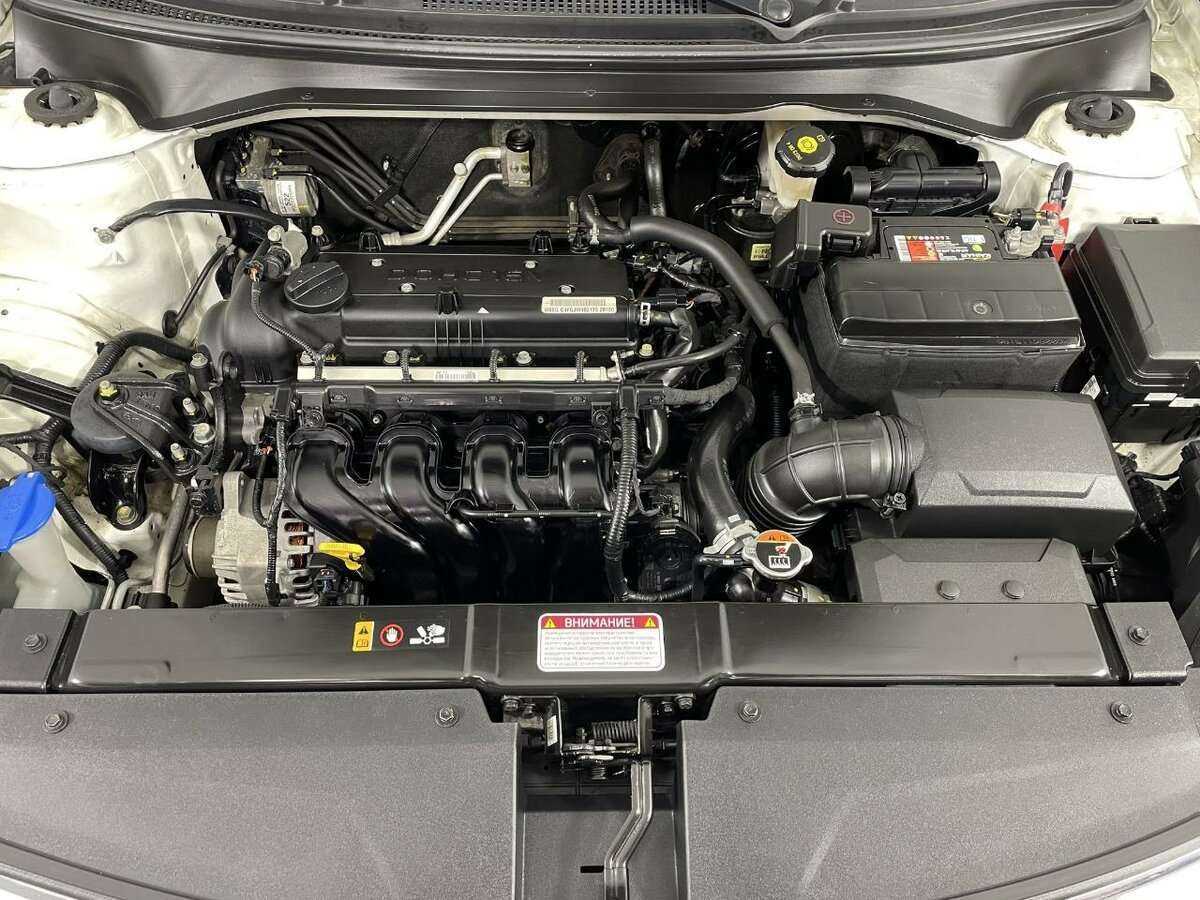 Kia Rio, 2018 Фото №16