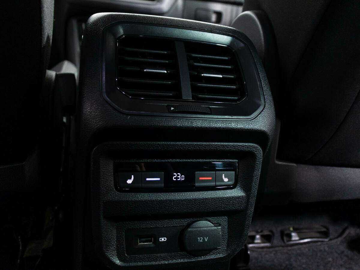 Volkswagen Tiguan, 2018 Фото №22