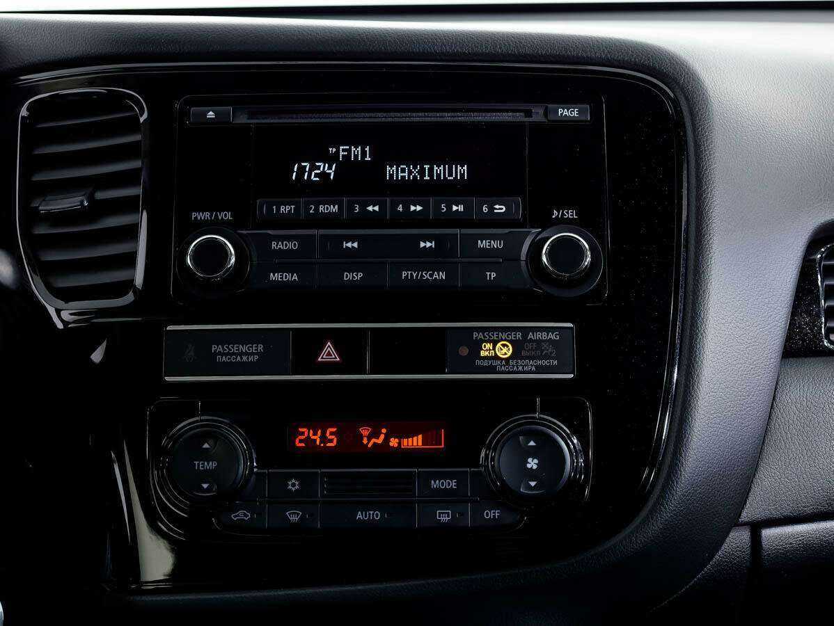 Mitsubishi Outlander, 2018 Фото №18