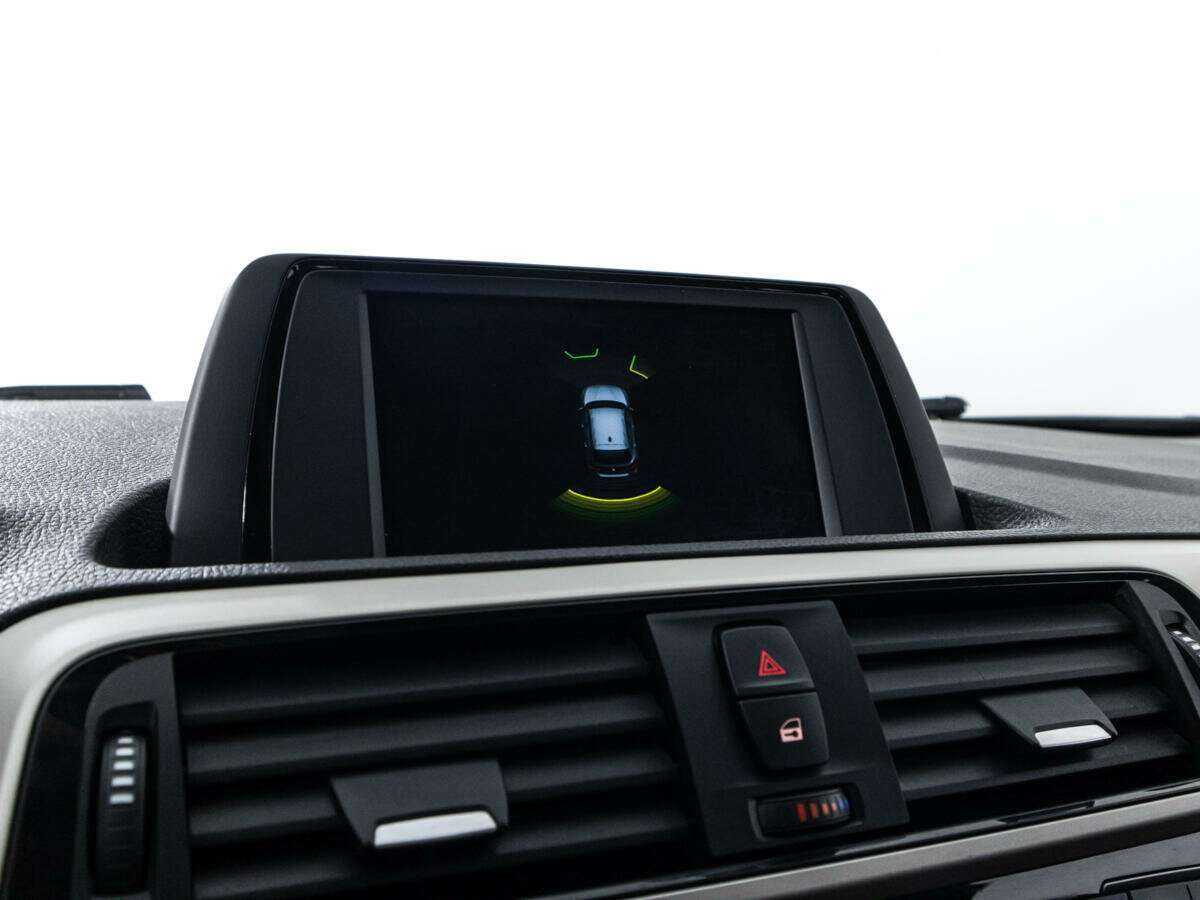 BMW 1 серии 118i, 2018 Фото №15