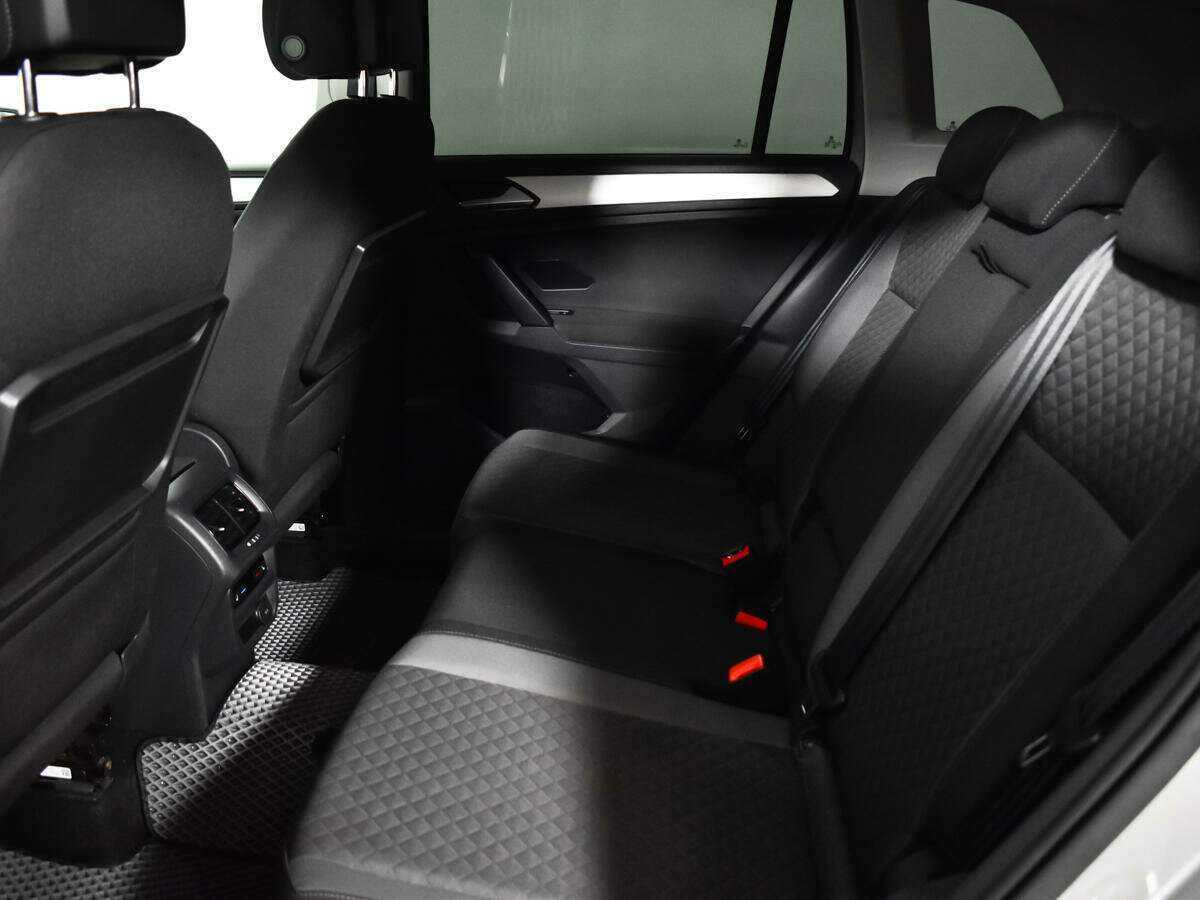 Volkswagen Tiguan, 2017 Фото №10