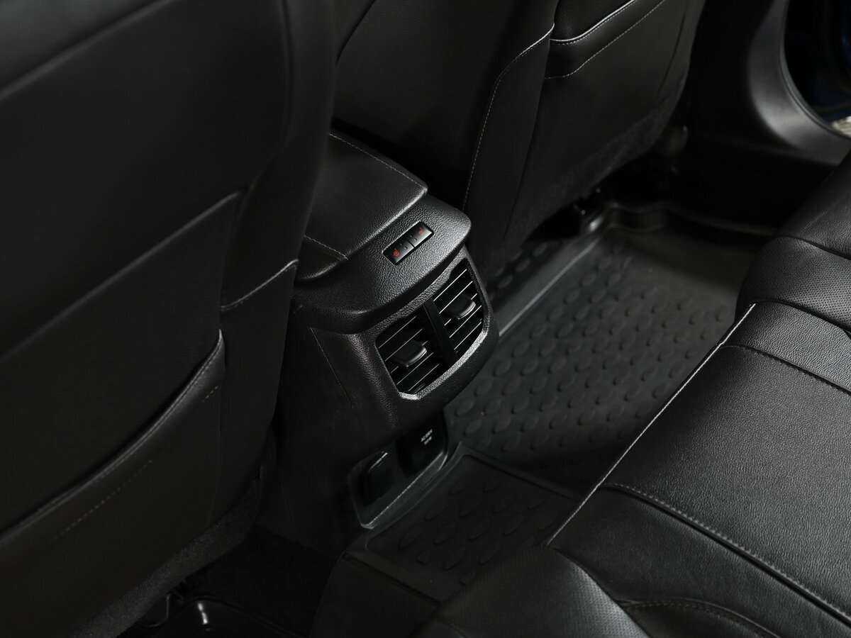 Ford Mondeo, 2015 Фото №15