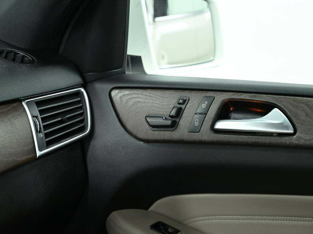 Mercedes-Benz M-Класс 350 CDI, 2014 Фото №12