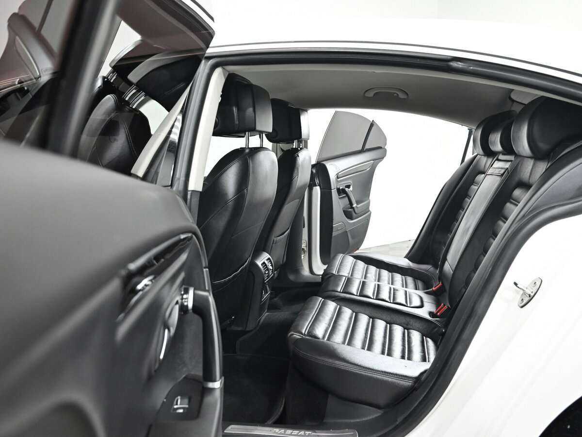 Volkswagen Passat CC, 2012 Фото №5