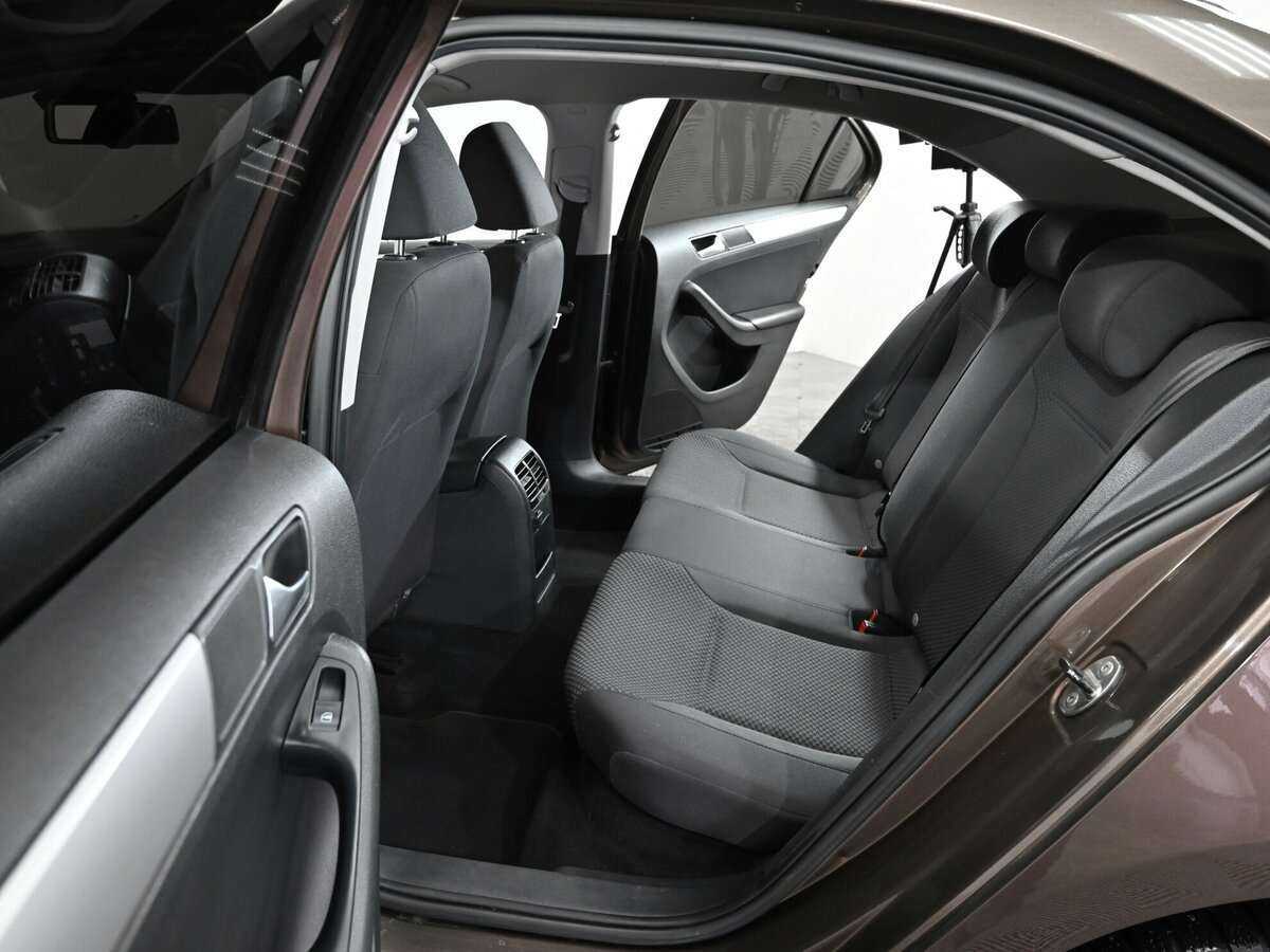 Volkswagen Jetta, 2013 Фото №6