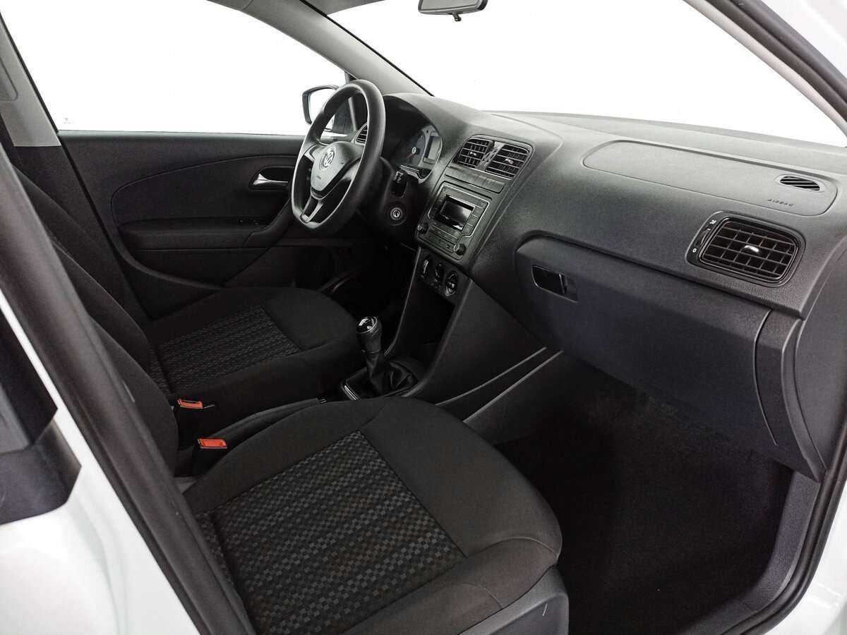 Volkswagen Polo, 2018 Фото №8