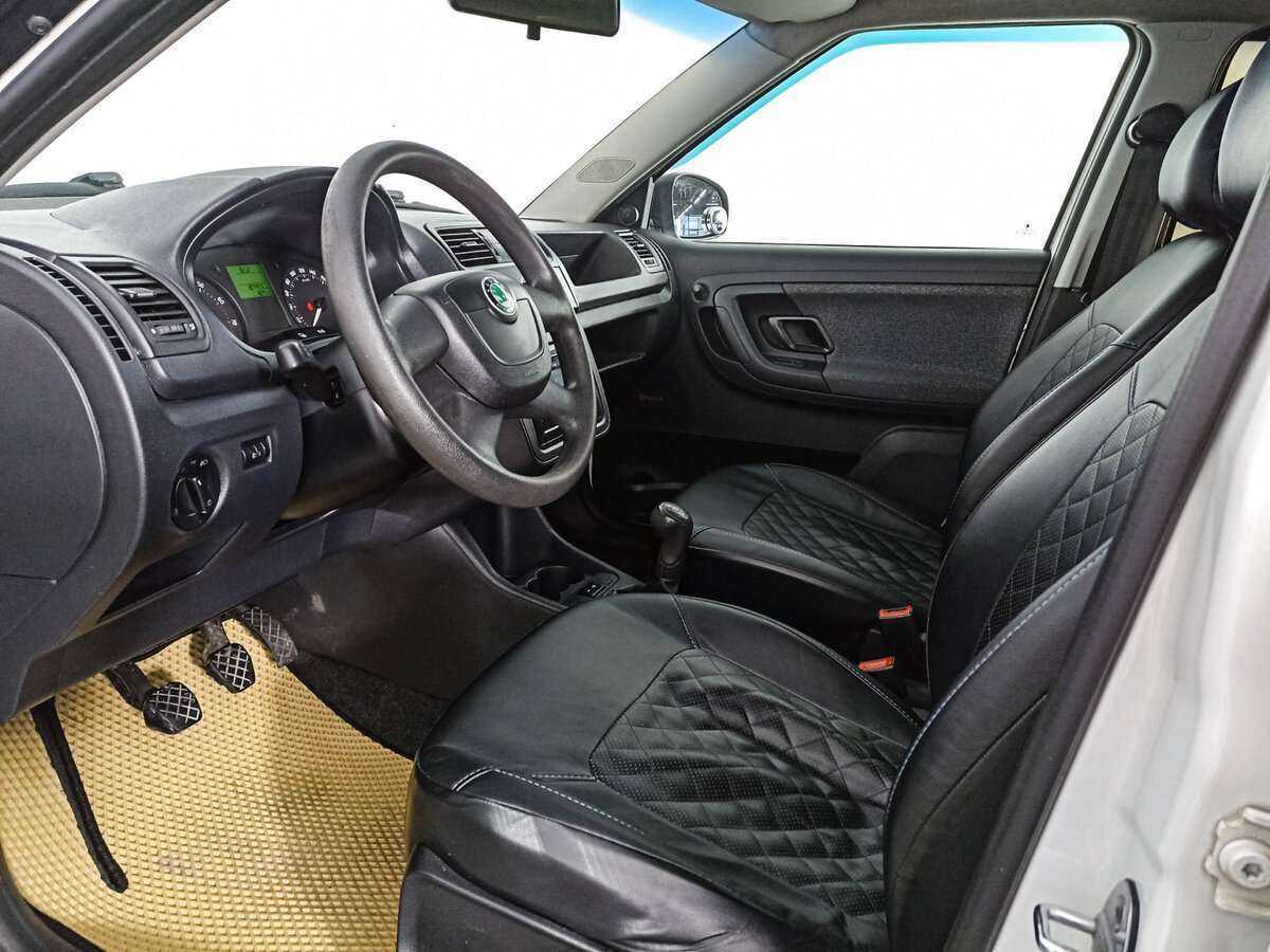 Skoda Fabia, 2012 Фото №14