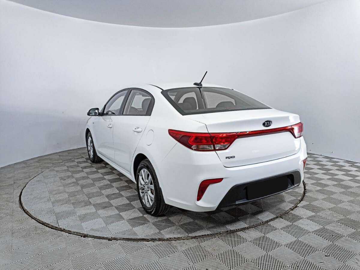 Kia Rio, 2018 Фото №7