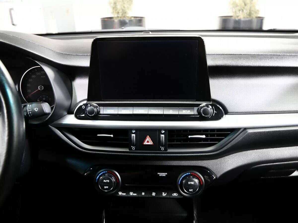 Kia Cerato, 2021 Фото №17
