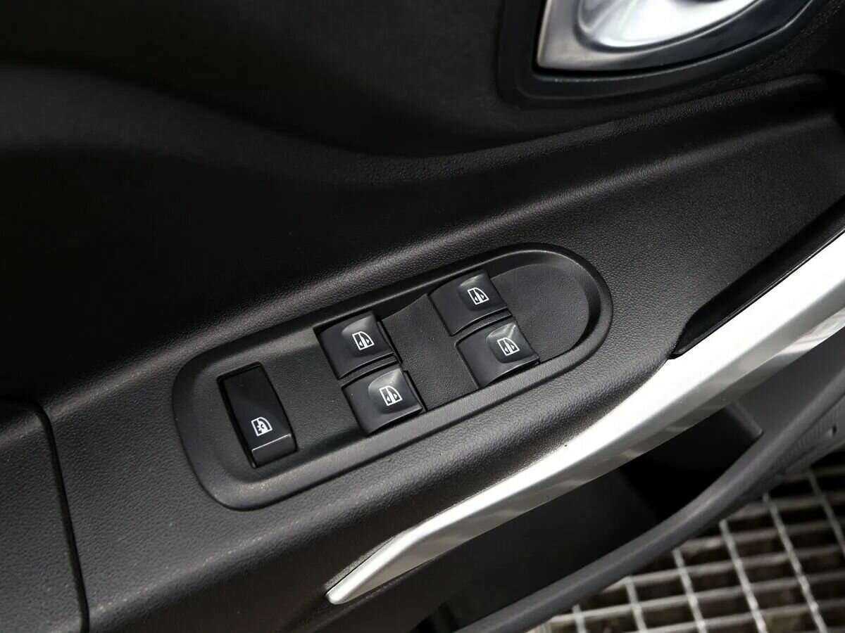 Lada (ВАЗ) XRAY Cross, 2019 Фото №8