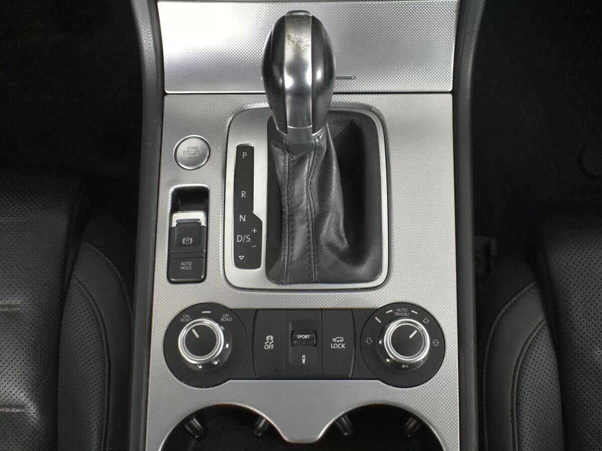 Volkswagen Touareg, 2014 Фото №13