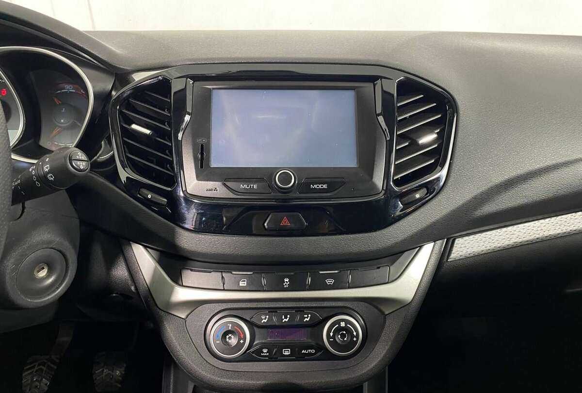 Lada (ВАЗ) Vesta SW, 2021 Фото №12