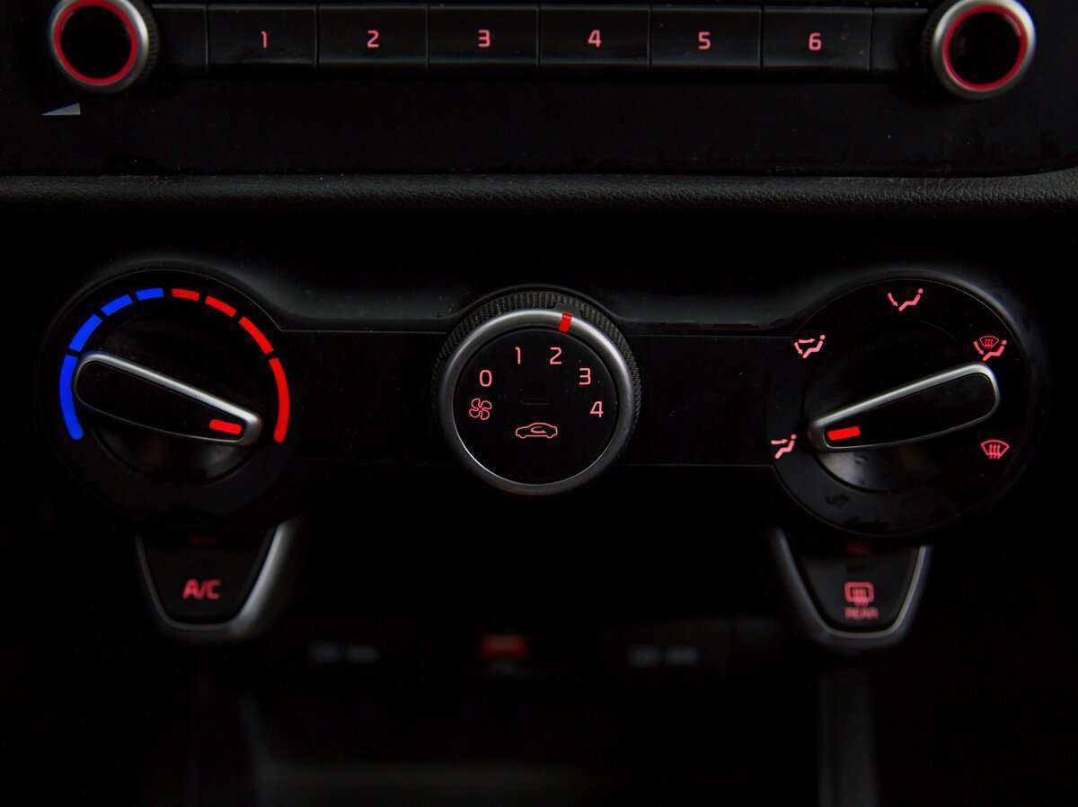 Kia Rio, 2020 - 85 121 км. | Фото №8