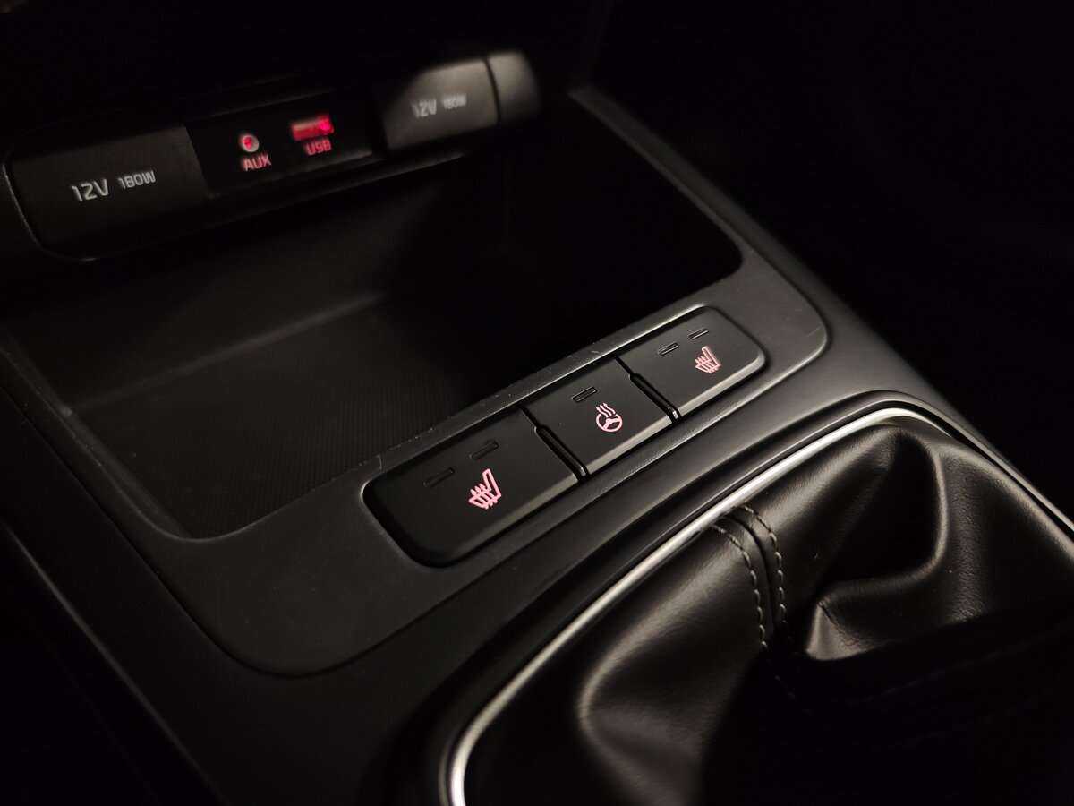 Kia Rio, 2020 Фото №8