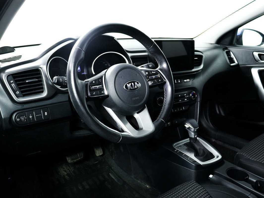 Kia Ceed, 2018 Фото №13