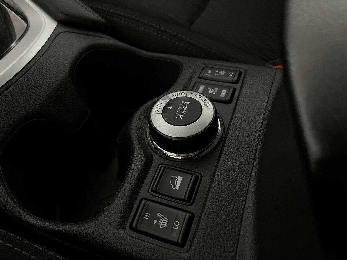 Nissan X-Trail, 2018 Фото №12