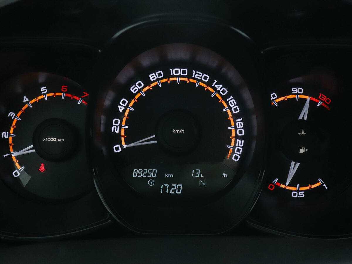 Lada (ВАЗ) Vesta SW, 2019 Фото №11