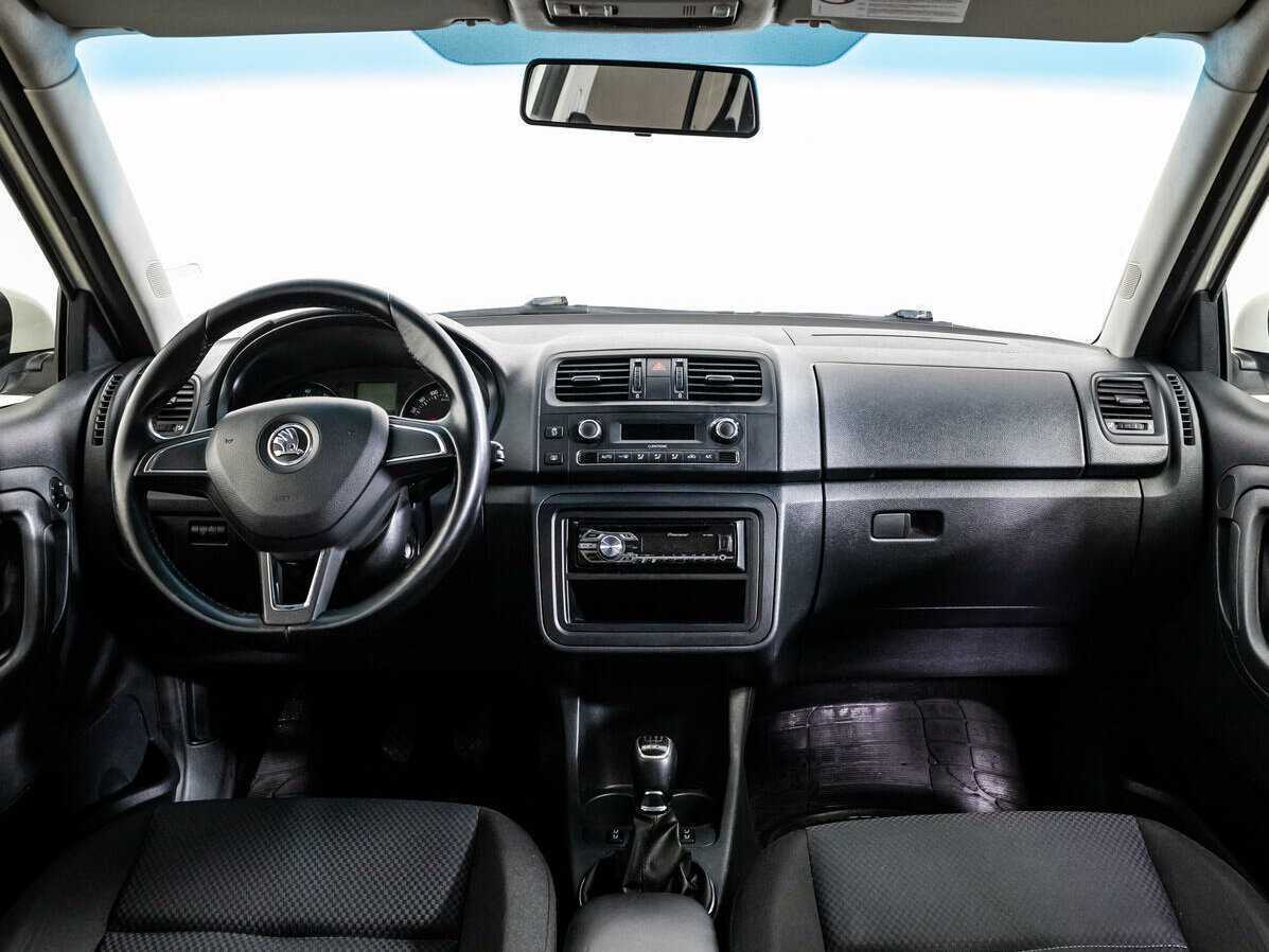 Skoda Fabia, 2013 Фото №13
