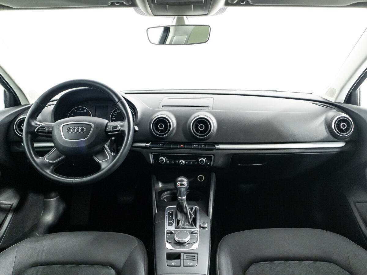 Audi A3, 2015 Фото №13