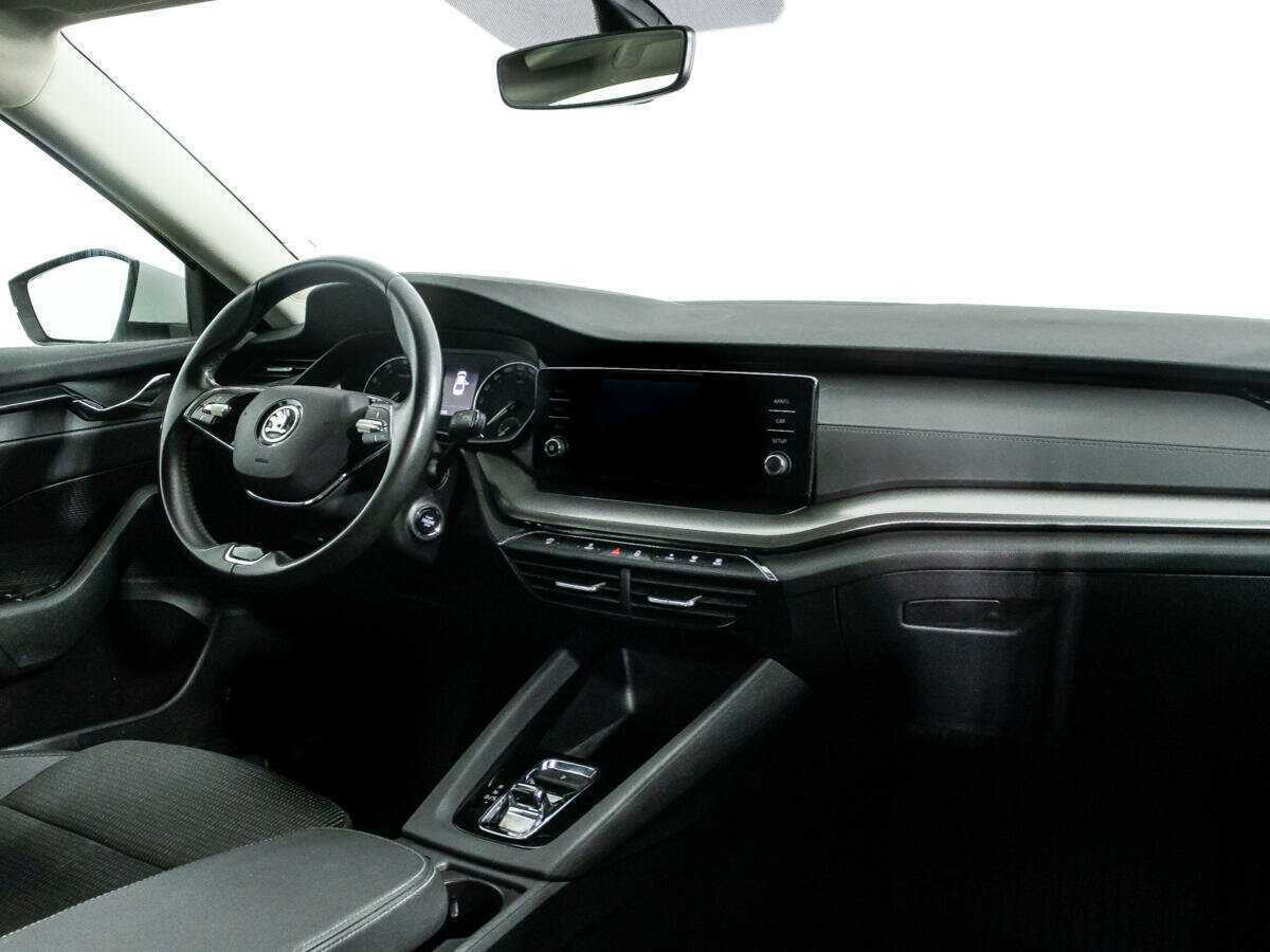 Skoda Octavia, 2021 Фото №7