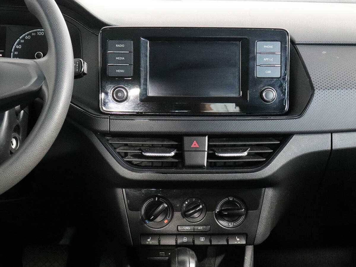 Volkswagen Polo, 2020 Фото №12