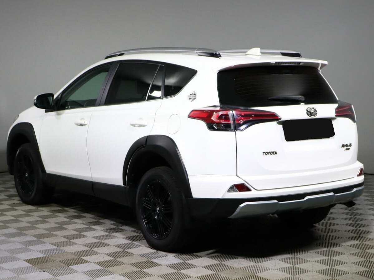 Toyota RAV4, 2018 - 63 906 км. | Фото №6