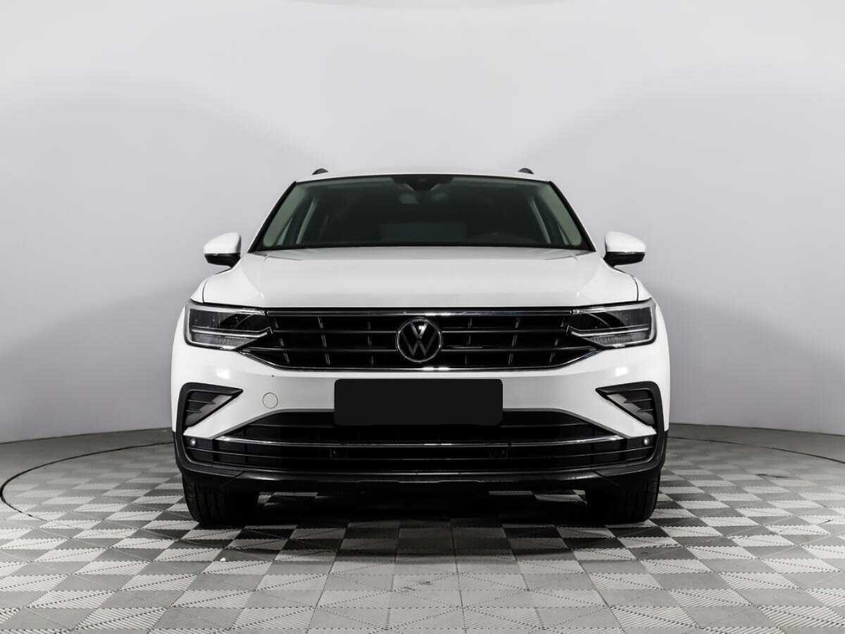 Volkswagen Tiguan, 2021 - 44 000 км. | Фото №2