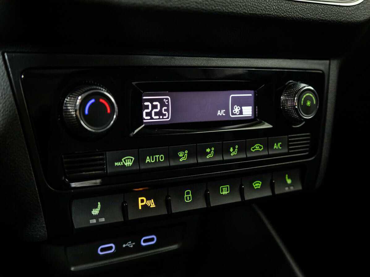 Skoda Rapid, 2020 Фото №18