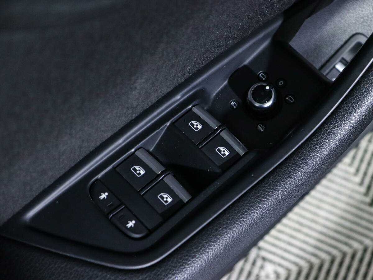 Audi A4, 2016 Фото №14