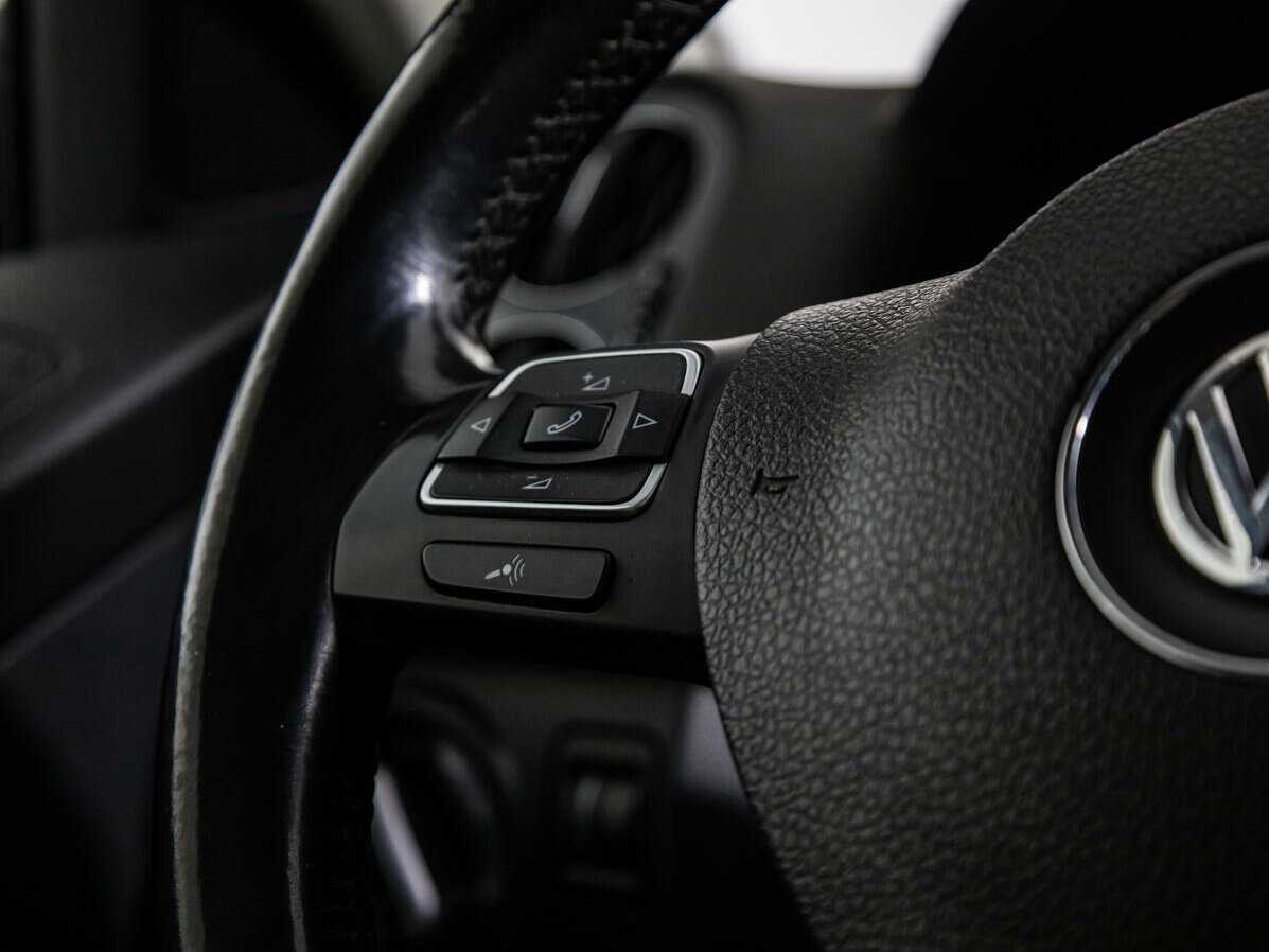 Volkswagen Tiguan, 2012 Фото №17