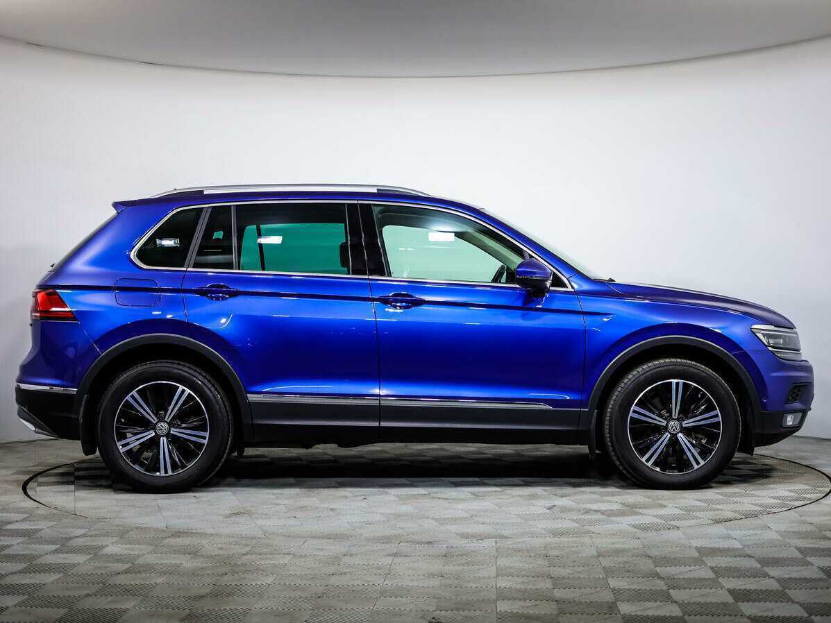 Volkswagen Tiguan Allspace, 2018 - 143 609 км. | Фото №3