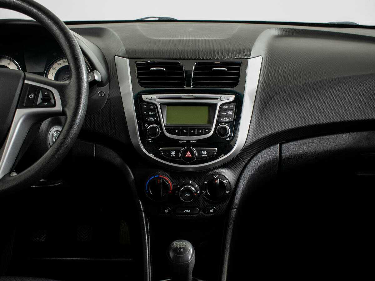 Hyundai Solaris, 2012 Фото №11