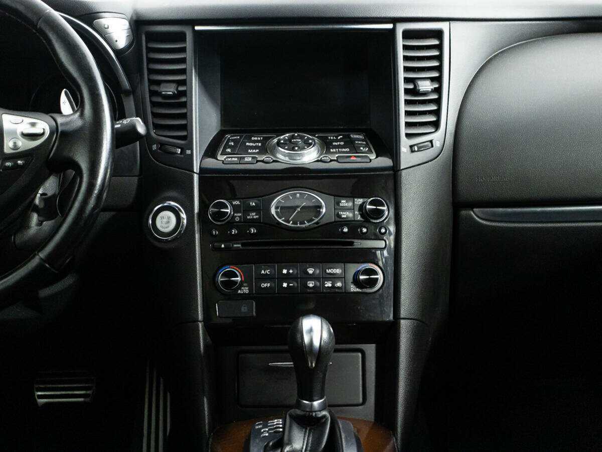 Infiniti FX37, 2012 Фото №14