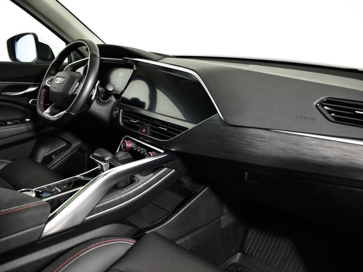 Geely Tugella, 2021 Фото №9