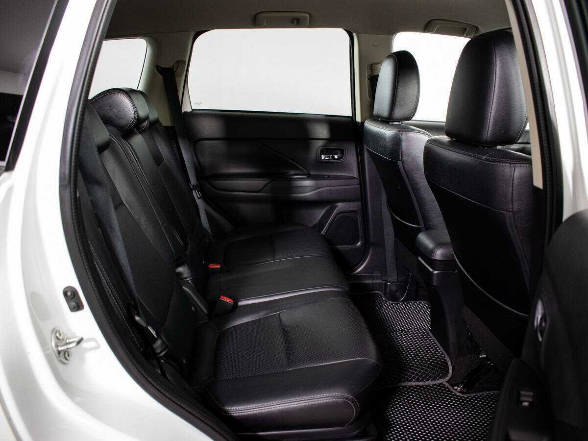 Mitsubishi Outlander, 2016 Фото №9