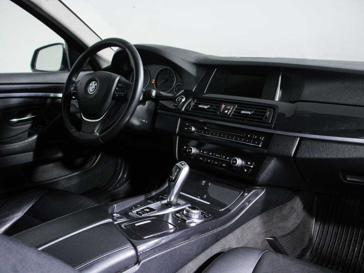 BMW 5 серии 528i, 2013 Фото №4
