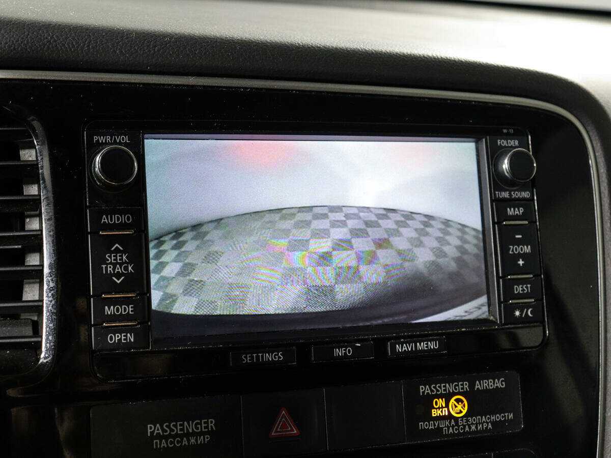 Mitsubishi Outlander, 2015 Фото №13