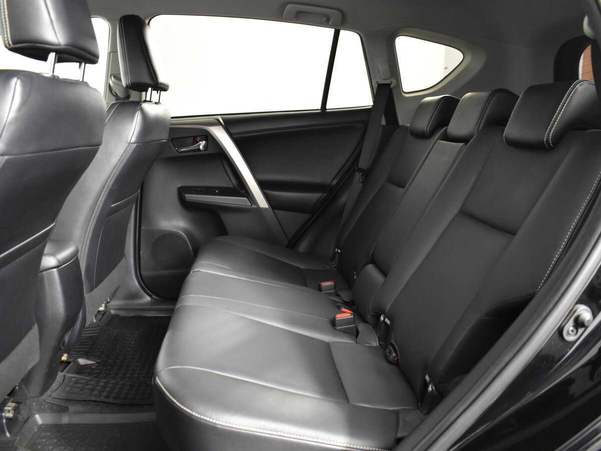 Toyota RAV4, 2018 - 119 047 км. | Фото №8