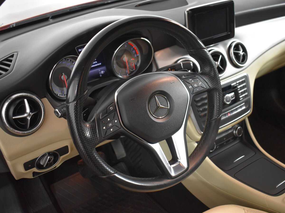 Mercedes-Benz CLA 200, 2013 Фото №9
