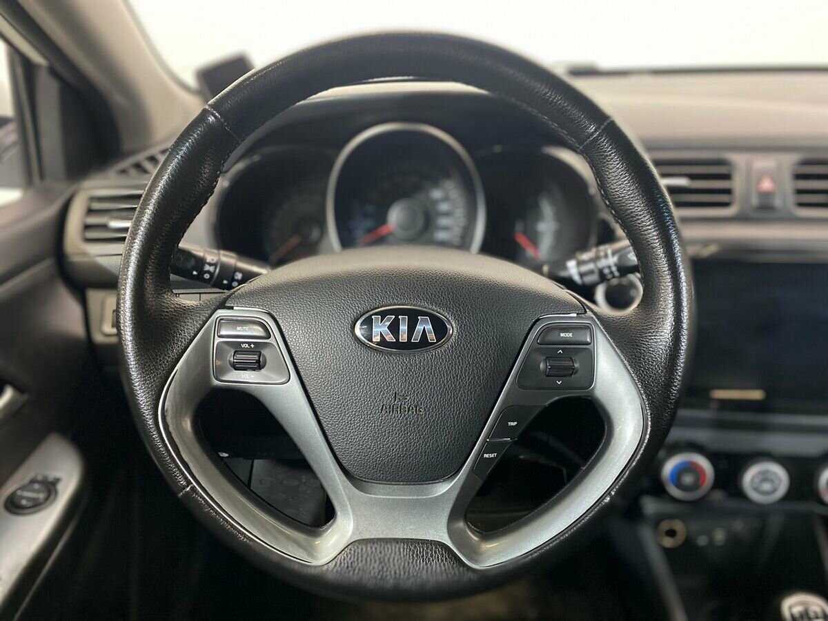 Kia Rio 6-speed, 2015 Фото №12