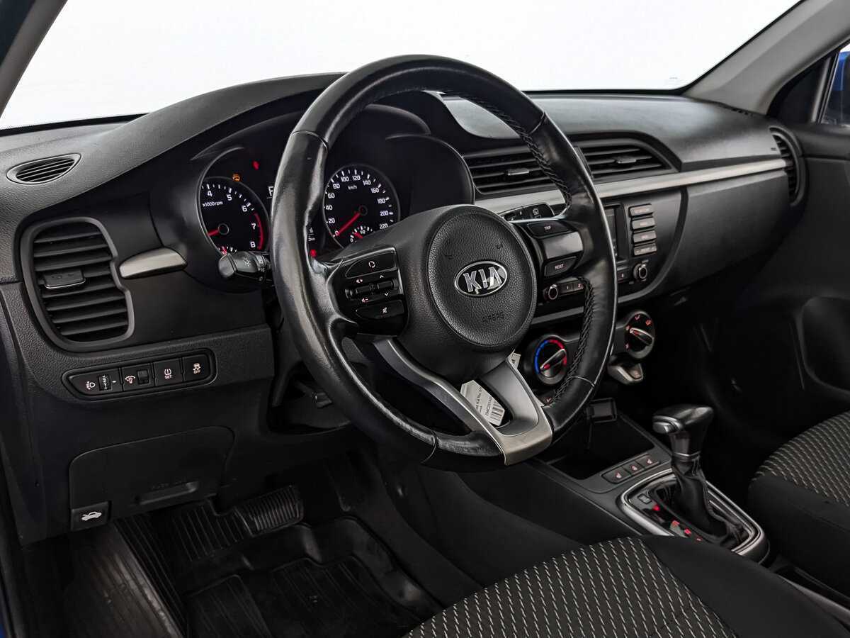 Kia Rio X-Line, 2019 Фото №11