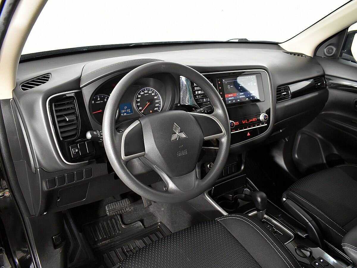 Mitsubishi Outlander, 2020 - 84 120 км. | Фото №7