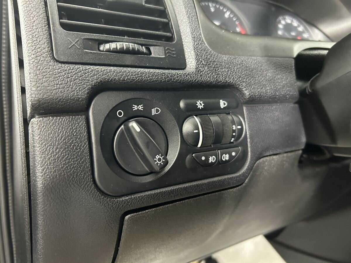 УАЗ Patriot, 2016 Фото №9