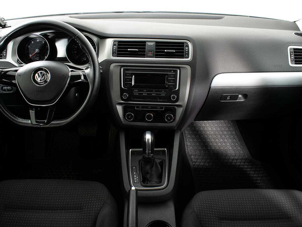 Volkswagen Jetta, 2018 Фото №11