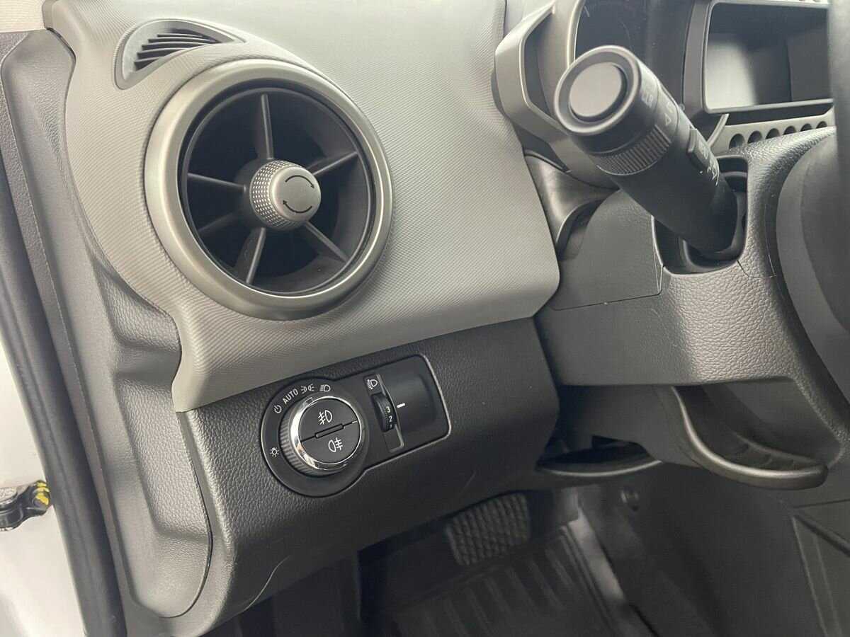 Chevrolet Aveo, 2014 Фото №8