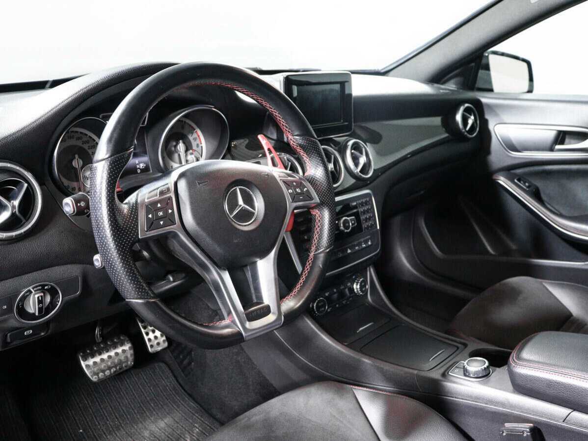 Mercedes-Benz CLA 200, 2013 Фото №13