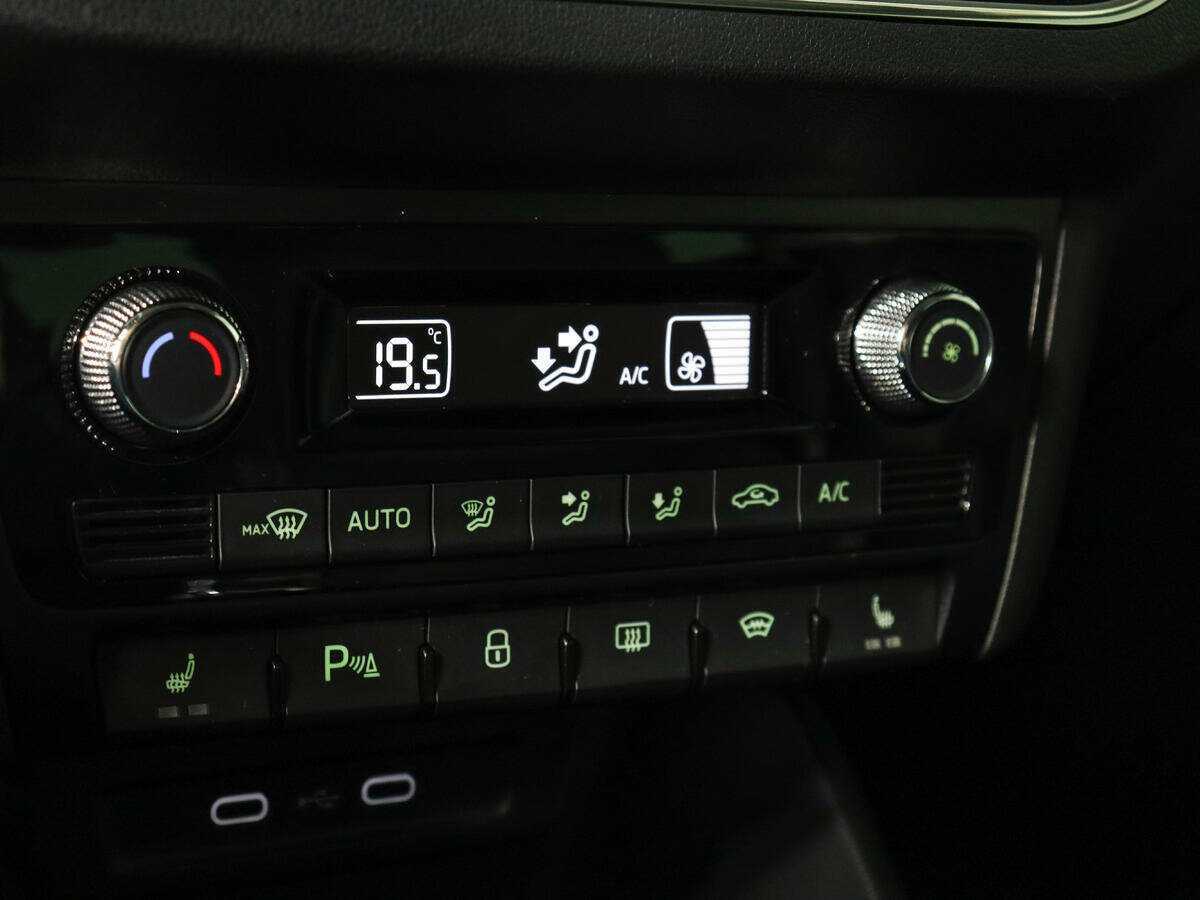 Skoda Rapid, 2022 Фото №16